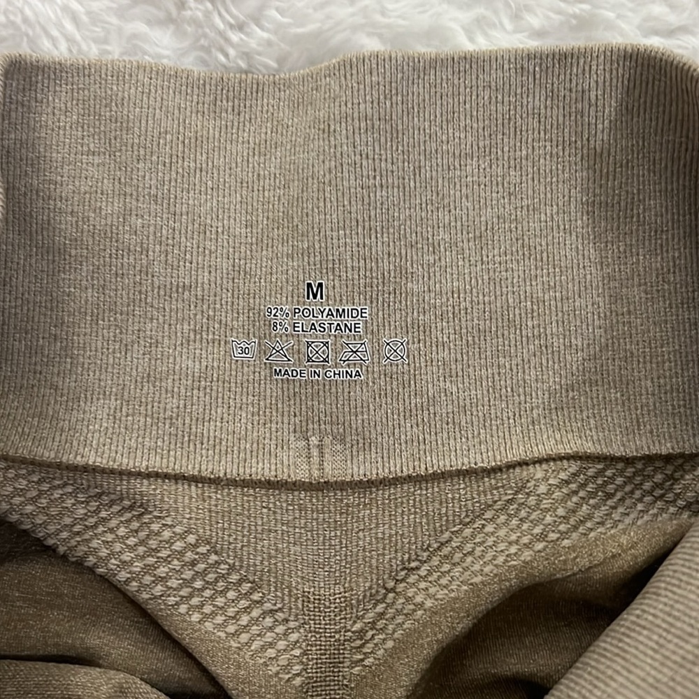 Pochee Bum Tan High-Waisted Compression Leggings Size M - Picture 6 of 7